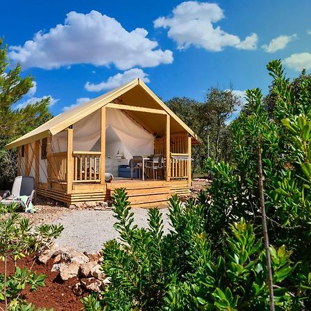 Glamping Ugljan Hotell Zadar Exteriör bild