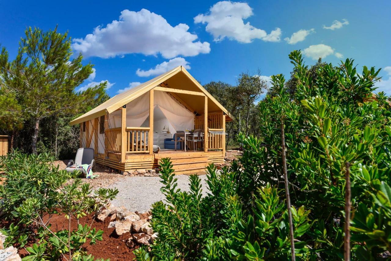 Glamping Ugljan Hotell Zadar Exteriör bild