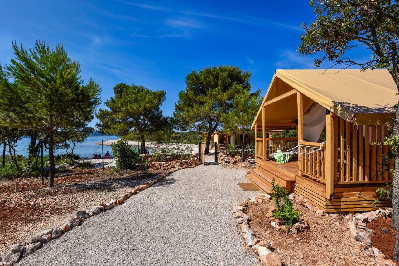 Glamping Ugljan Hotell Zadar Exteriör bild