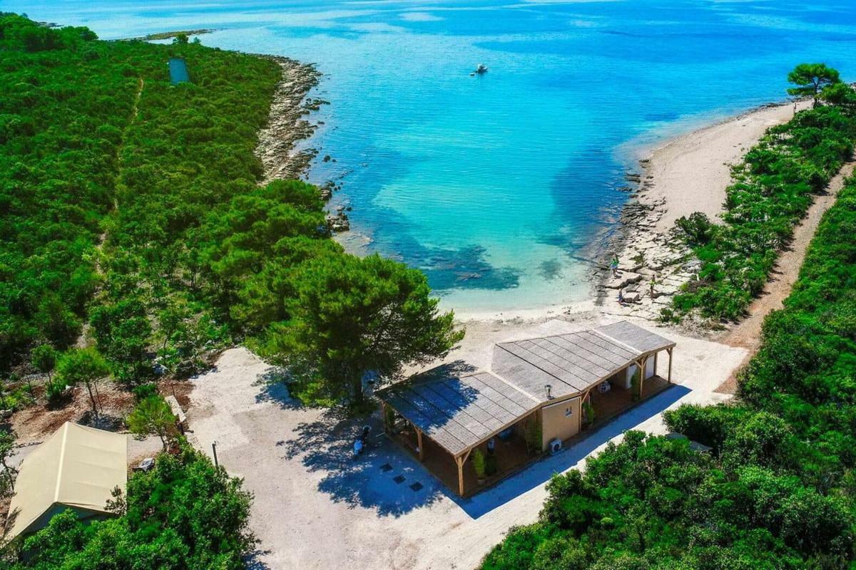 Glamping Ugljan Hotell Zadar Exteriör bild